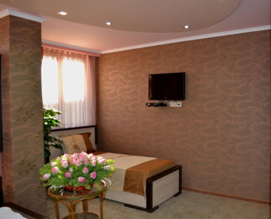 New Baxos Hotel Yerevan Phòng bức ảnh